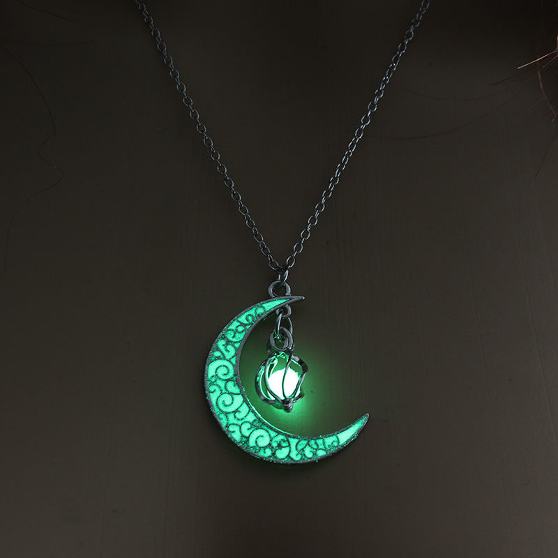 Glowing Pendant Silver Plated Chain Necklaces