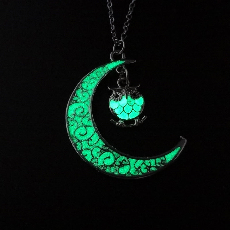 Glowing Pendant Silver Plated Chain Necklaces